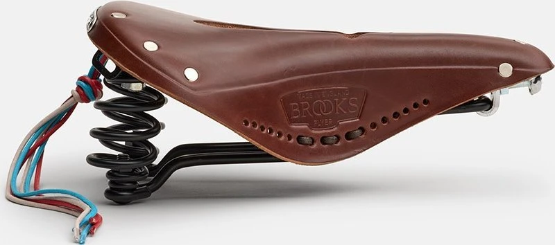 Brooks BROOKS FLYER CARVED balnelis, ruda, plieniniai lankai, svoris 860 g, linija Leather (NEW)