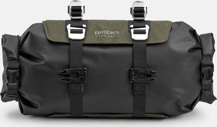 Brooks Krepšys ant vairo BROOKS SCAPE HANDLEBAR ROLL, purvo žalia, Talpa 9-11L, Tvirtinimas dirželiais, Atsparumas vandeniui IPX4 (NAUJAS)