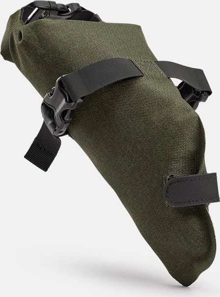 Brooks Palapinės po balnu krepšys BROOKS SCAPE SADDLE ROLL BAG, purvo žalia, talpa 1L, tvirtinimas ant dirželių, atsparumas vandeniui IPX4 (NAUJAS)