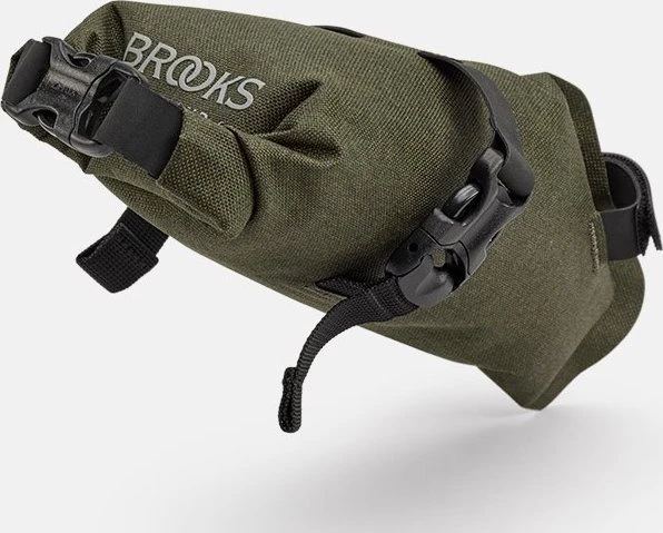 Brooks Palapinės po balnu krepšys BROOKS SCAPE SADDLE ROLL BAG, purvo žalia, talpa 1L, tvirtinimas ant dirželių, atsparumas vandeniui IPX4 (NAUJAS)