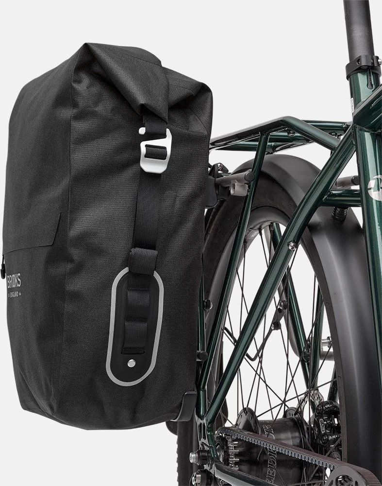 Brooks Sakwa BROOKS SCAPE PANNIER LARGE, Juoda, Talpa 18-22L, Klick fix sistema, Atsparumas vandeniui IPX4 (NAUJAS)