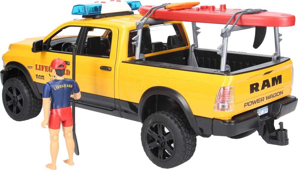 BRUDER gelbėtojų automobilis RAM 2500 su priedais 02506