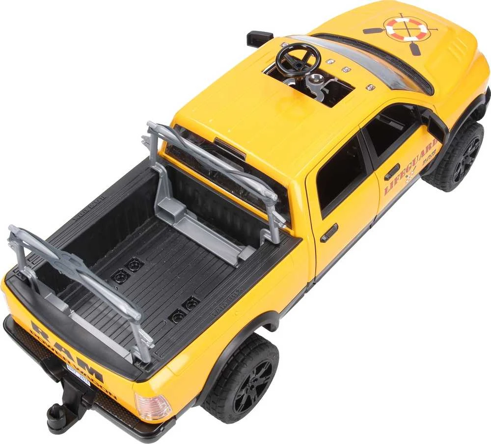 BRUDER gelbėtojų automobilis RAM 2500 su priedais 02506