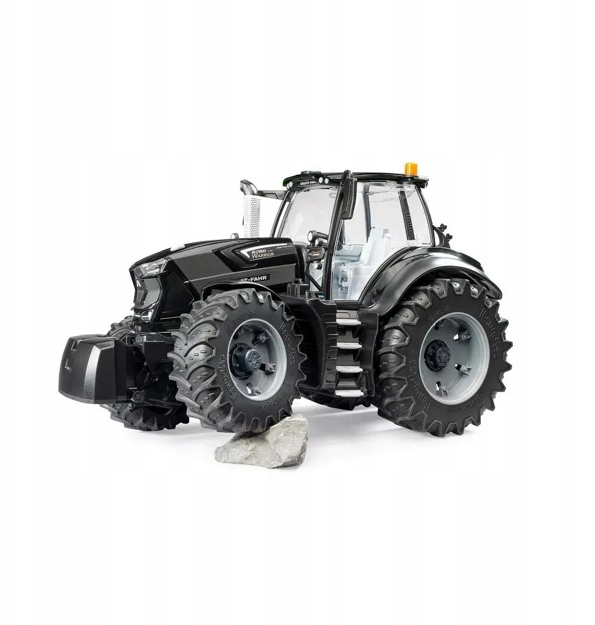Traktorius BRUDER DEUTZ-FAHR 8280 TTV Warrior, 03162