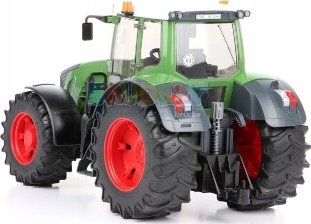 Vaikiškas traktorius BruderFendt 936 Vario, žalias