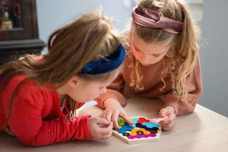 Bs Toys Žaidimas "Bitės koryje"