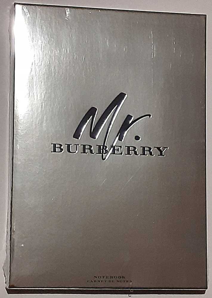 Burberry, GWP užrašų knygelė