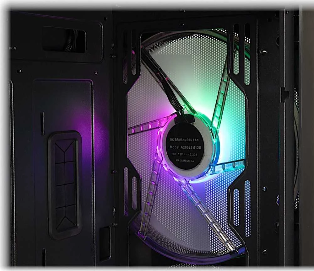 „Inter-Tech IT-3503 Airstream“, bokšto formos korpusas - juodas, grūdintas stiklas