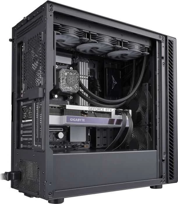 „SilverStone SST–SEQ1B SETA Q1 Midi–Tower“ – juoda