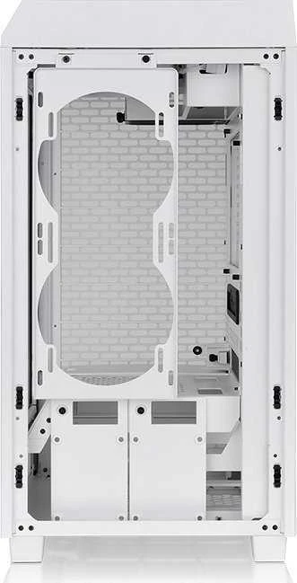 „Thermaltake The Tower 200“ sniegas