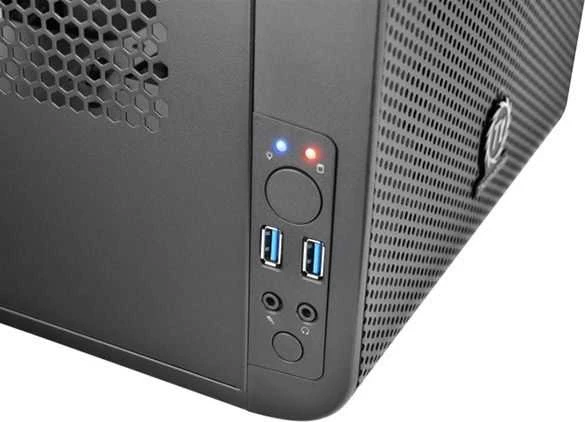 THERMALTAKE Core V1 Mini-ITX Case 2x USB 3.0 ir 1x HD Audio I/O jungtis viršuje, vienas iš anksto įdiegtas 200 mm ventiliatorius