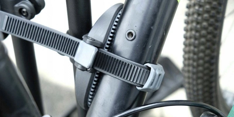 Towbar Bike Rack BuzzRack EAZZY 2