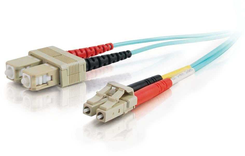 C2G C2G LC-SC 10Gb 50/125 OM3 Duplex Multimode PVC Fiber Optic Cable (LSZH) - Netzwerkkabel - SC multi-mode (M) zu LC Multi-Mode (M) - 2 m - Glasfaser - Duplex - 50/125 Mikrometer - OM3 - halogenfrei - Aquamarin