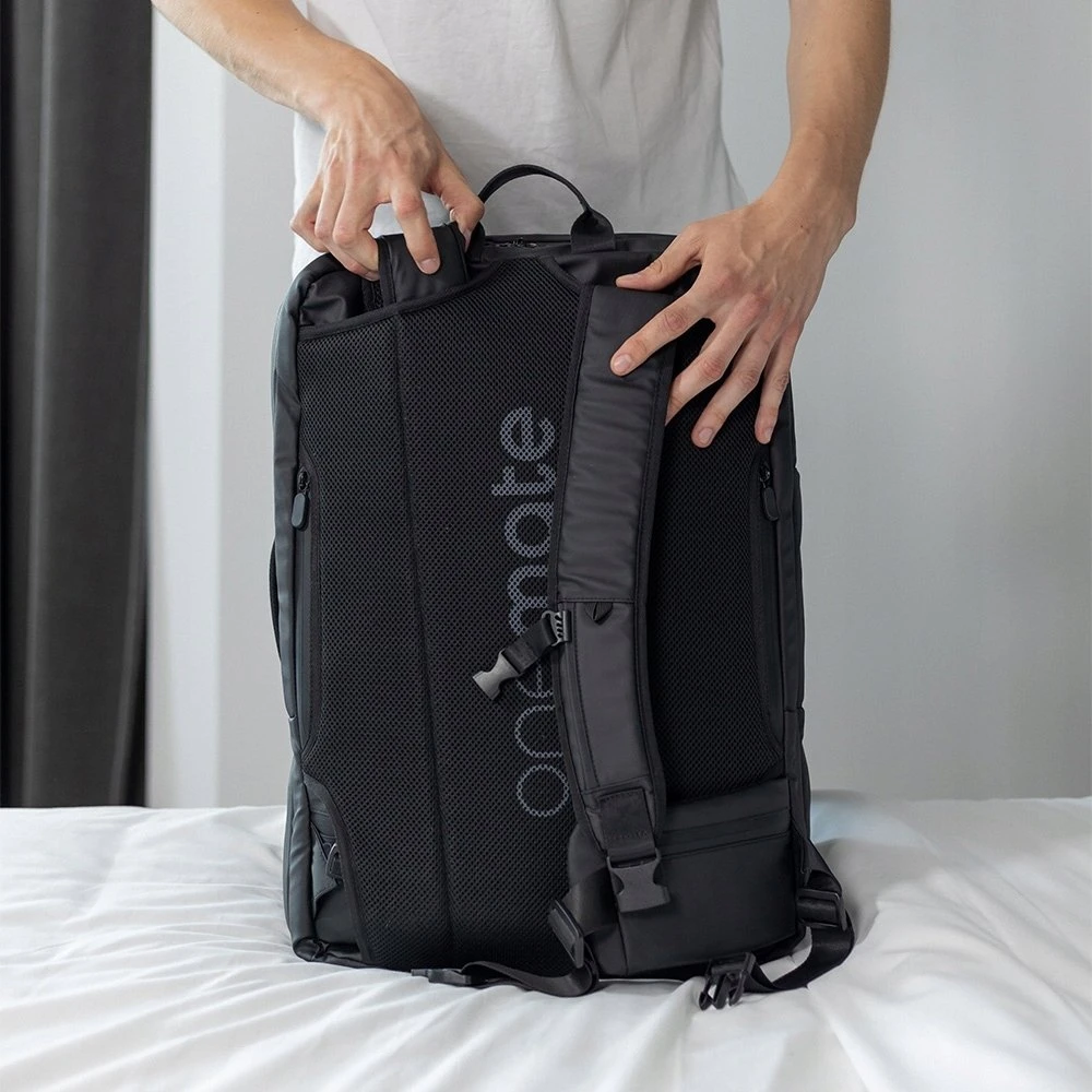 C2G Onemate Travel Bag Ultimate 2 juoda