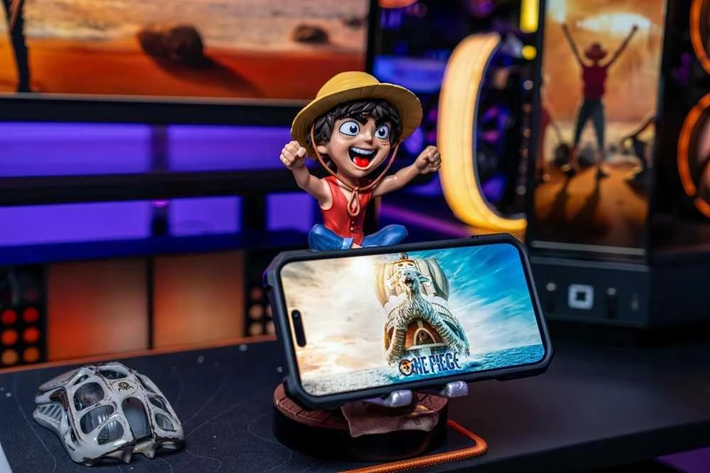 Exquisite Gaming Išskirtinis žaidimų „One Piece“ „Netflix“: Luffy Cable Guy stovai