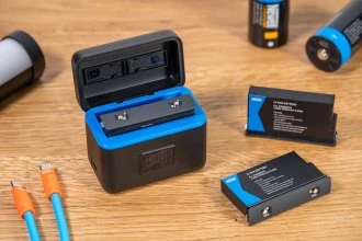 Įkroviklis - „Newell STD-USB“ dviejų kanalų įkroviklis, skirtas „Insta360 X5“, 2 valandų įkrovimas