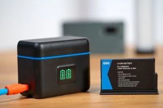 Įkroviklis - „Newell STD-USB“ dviejų kanalų įkroviklis, skirtas „Insta360 X5“, 2 valandų įkrovimas