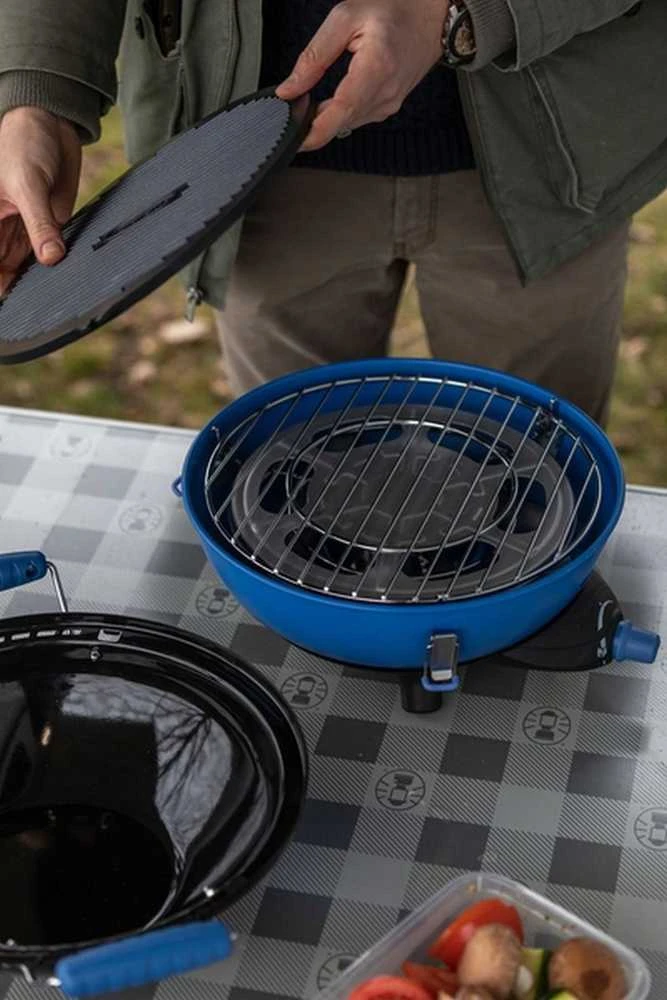 Campingaz Campingaz „Party Grilis 400 Caravan Connect“ dujinė viryklė, dujinė kepsninė (juoda/mėlyna, 30 mbar, su prijungimu prie namelio ant ratų, modelis 2023)