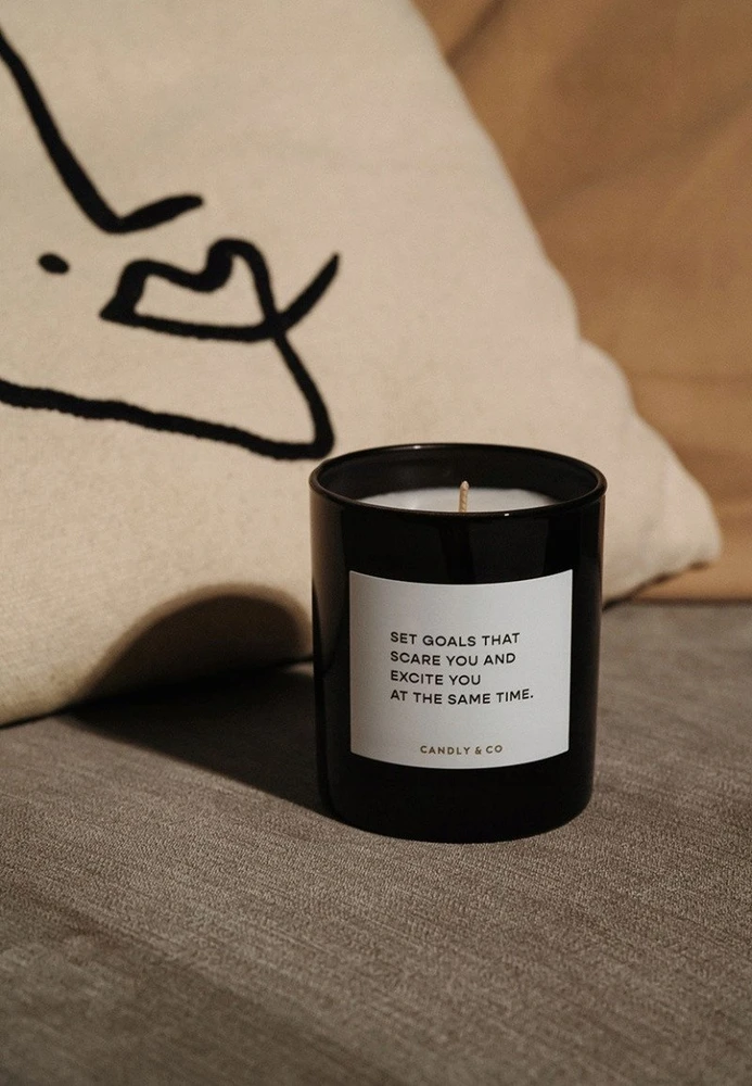 Candly&Co Sojų žvakė stikle CANDLY&CO, Set Goals That Scare You, kvapas No.4, 250g