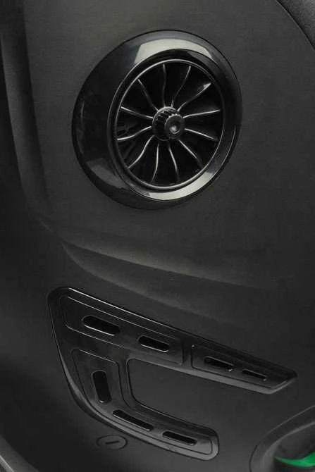 Automobilinė kėdutė FORTIS I-SIZE ventiliacijos anga