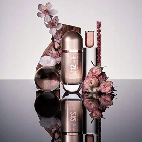 Carolina Herrera 212 Vip Rosé Eau De Parfum Natural Purškiklis, 30 ml