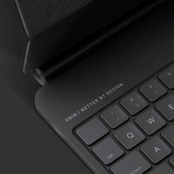 Dėklas UNIQ Venno Pro Magnetic Smart su klaviatūra skirtas Apple iPad Pro 13″ M4 (2024) bl