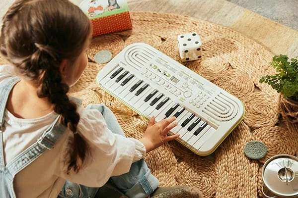 Vaikiškas sintezatorius Casio SA-50