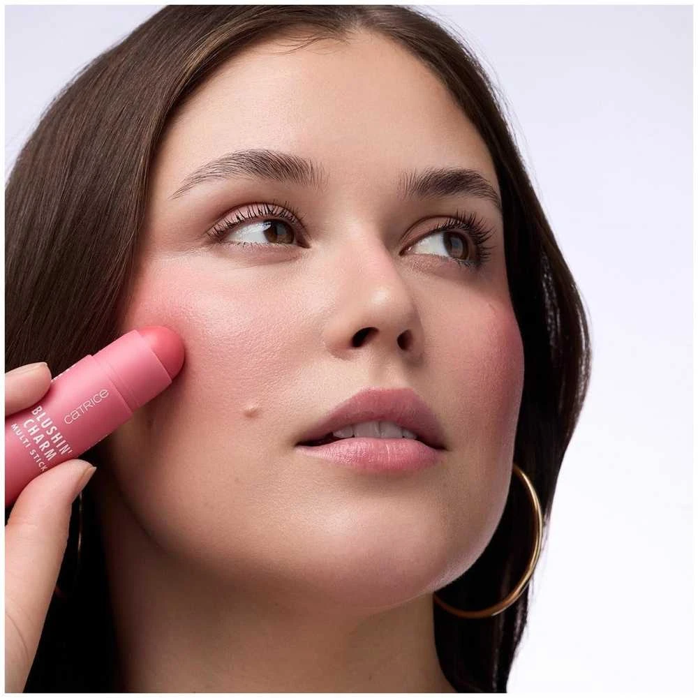 „Catrice Blushin' Charm“ daugiafunkcis skaistalų pieštukas „010 Rožinė Sweetheart“ 5,5 g