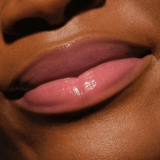 „Catrice Butter Drippin' Glossy Balsamo Labial“ lūpų balzamas „030-Butter Together“, 10 ml