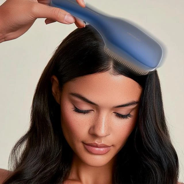 Cecotec Elektrinis plaukų šepetys HairCare Revitalize Mėlyna
