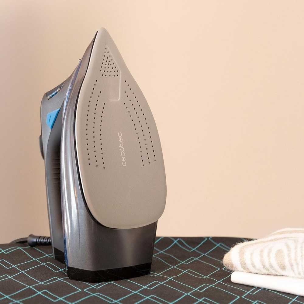 Lygintuvas Cecotec IronHero 3200 Smart Absolute Lygintuvas