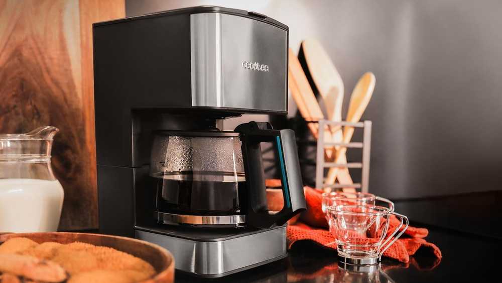 Espreso lašelinis kavos aparatas Cecotec Coffee 56 Drop Juodas