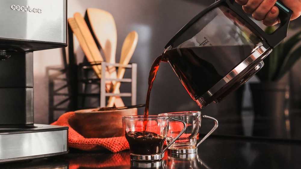 Espreso lašelinis kavos aparatas Cecotec Coffee 56 Drop Juodas