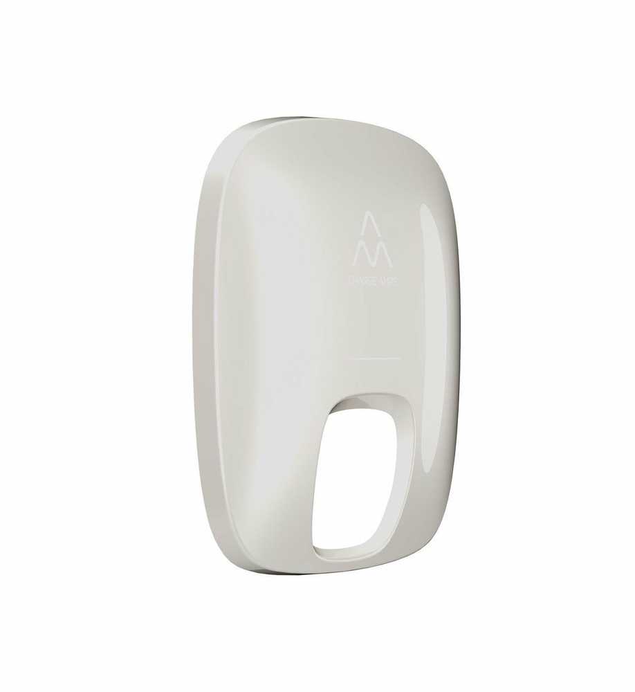 Charge Amps Luna Front - Pearl Baltas
