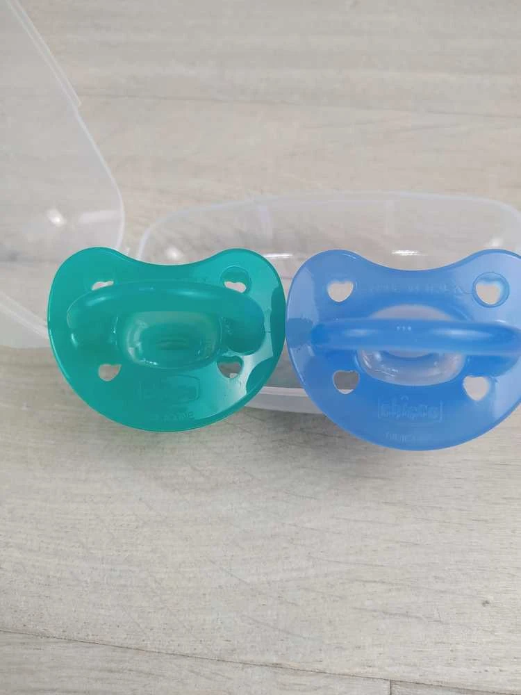 Chicco Čiulptukas nusiraminimui Soft mėlyna 2vnt. 6-16m