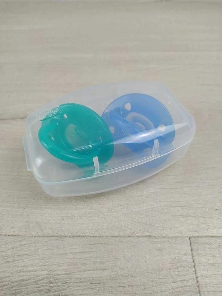Chicco Čiulptukas nusiraminimui Soft mėlyna 2vnt. 6-16m