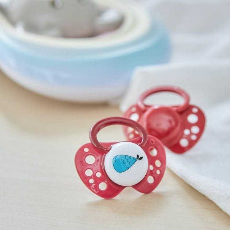 Chicco CHICCO-7503543-SMOCZEK ŽIND. PF AIR SIL.16-36M 2 VNT LUMI RAUDONA