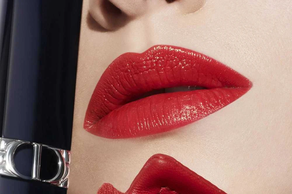 Shiseido Christian Dior Couture Colour Metallic Kreminis Lipstick 999 Raudona Papildomas 3.5 g