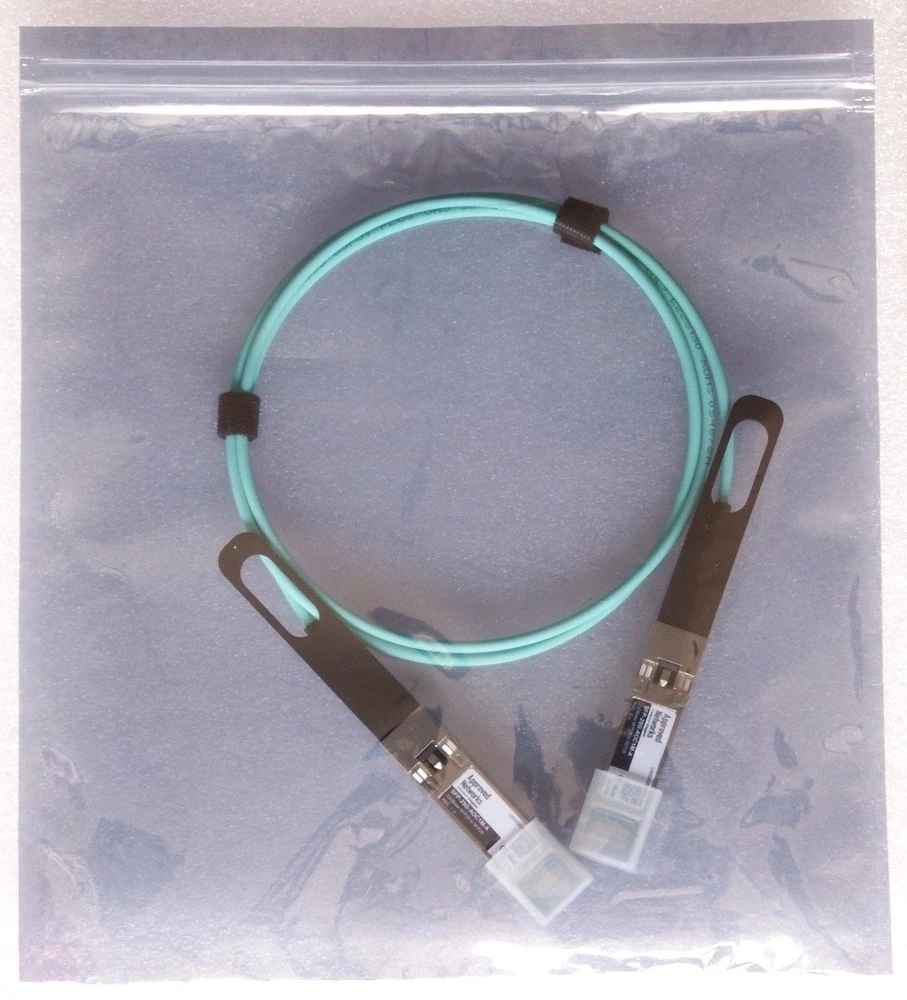 Cisco kabelis 25GBASE aktyvus optinis SFP28 1m (SFP-25G-AOC1M=)