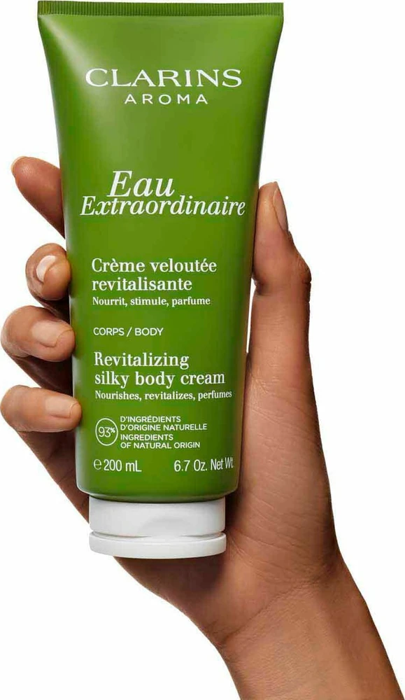 Clarins Eau Extraordinaire Revitalizing Silky Body Kreminis gaivinantis kūno kremas, 200 ml