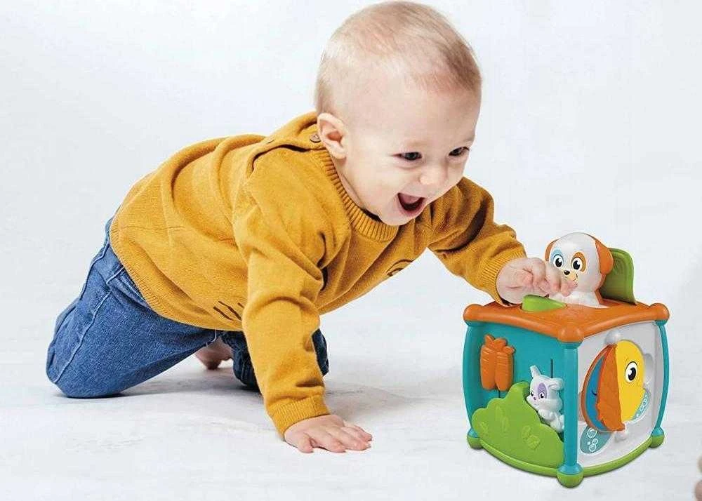 Clementoni Interaktyvus veiklos kubas kūdikiams su garsais ir žaislais