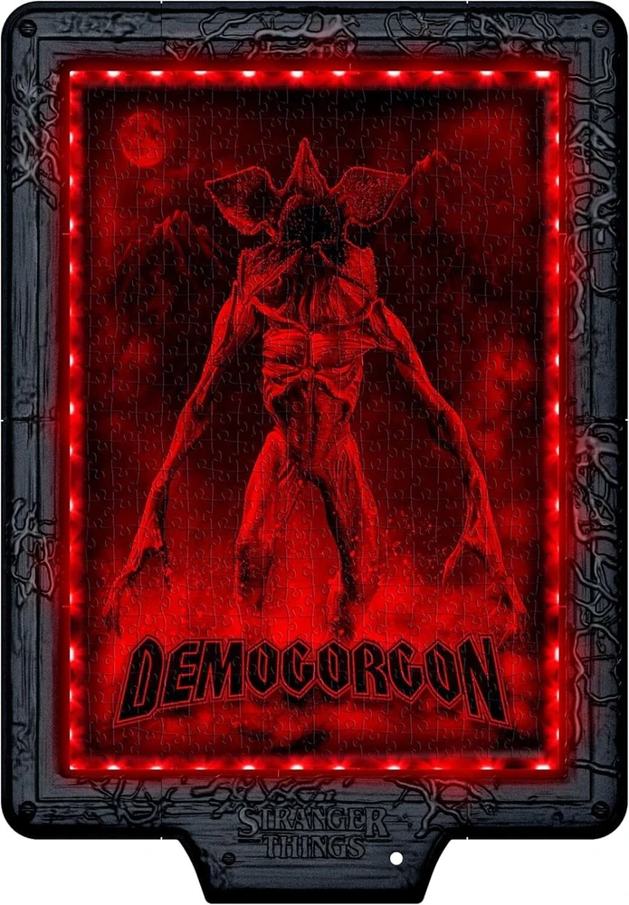 Clementoni Dėlionė Stranger Things Demogorgon’s Hunt 35611,520