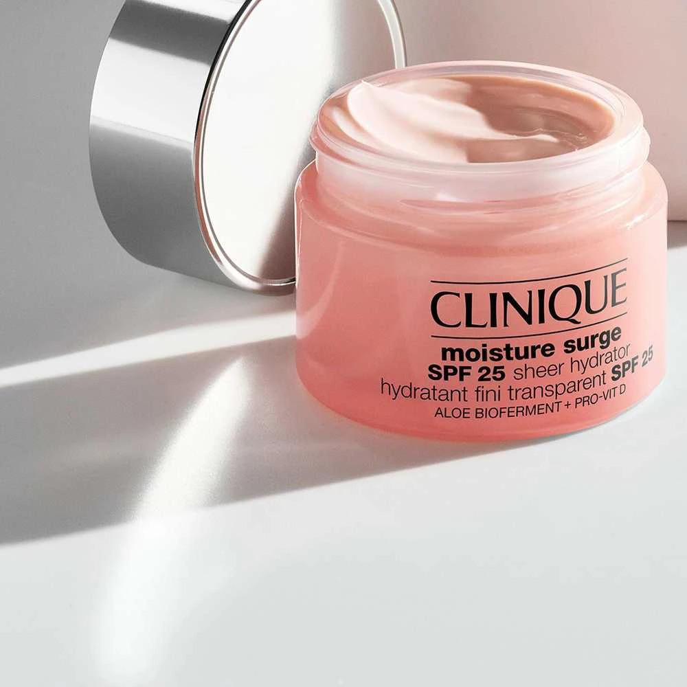 Clinique Moisture Surge drėkinamasis kremas Spf25, 50 ml@