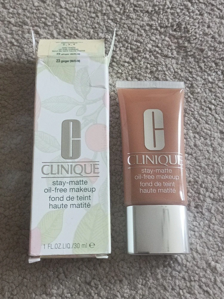 „Clinique Stay-Matte Makeup Oil Free“ skystas makiažo pagrindas, 23 imbiero atspalvis, 30 ml