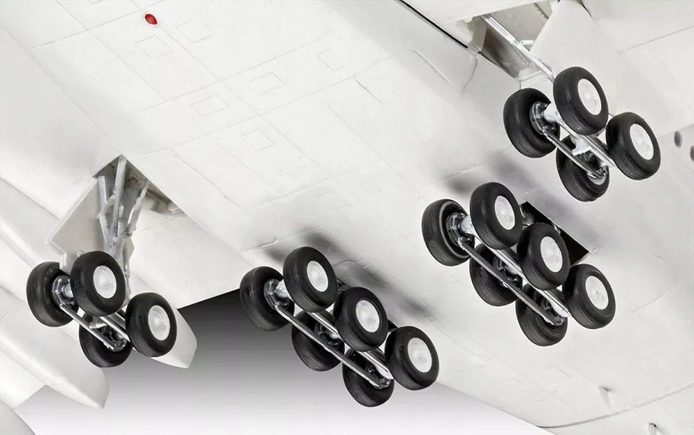 Revell Airbus A380 dovanų rinkinys 1/288 su dažais, teptuku ir klijais