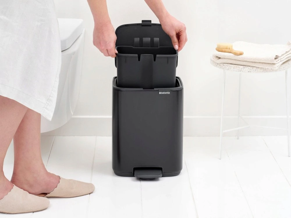 Brabantia atkritumu tvertne ar pedāli Bo, 7l, matēta melna