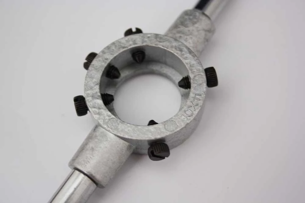 Grąžtas RICHMANN Sriegpjovės laikiklis, 38 x 14 mm, M12-14