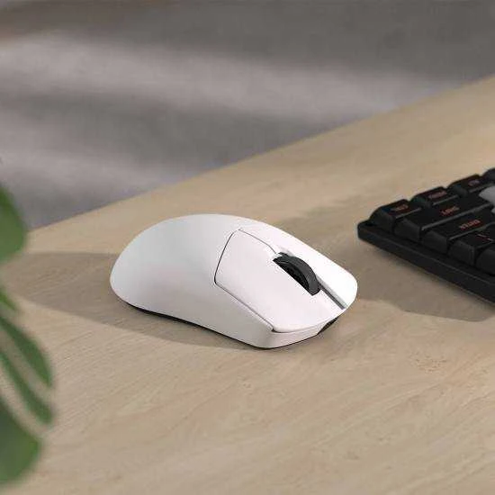 COUGAR CGR-NLNW-RP4 kompiuterinė pelė Žaidimams Abiems rankoms RF belaidė + USB Type-C Optinis 26000 DPI