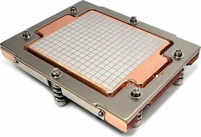 Dynatron J-5 aušintuvo pagrindas su varine plokštele