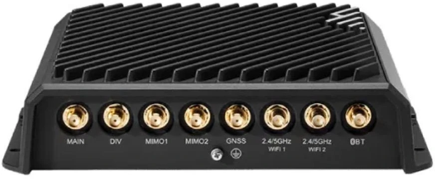 Cradlepoint R1900 maršrutizatorius 5G modemas su 5Y NC Mob Ess